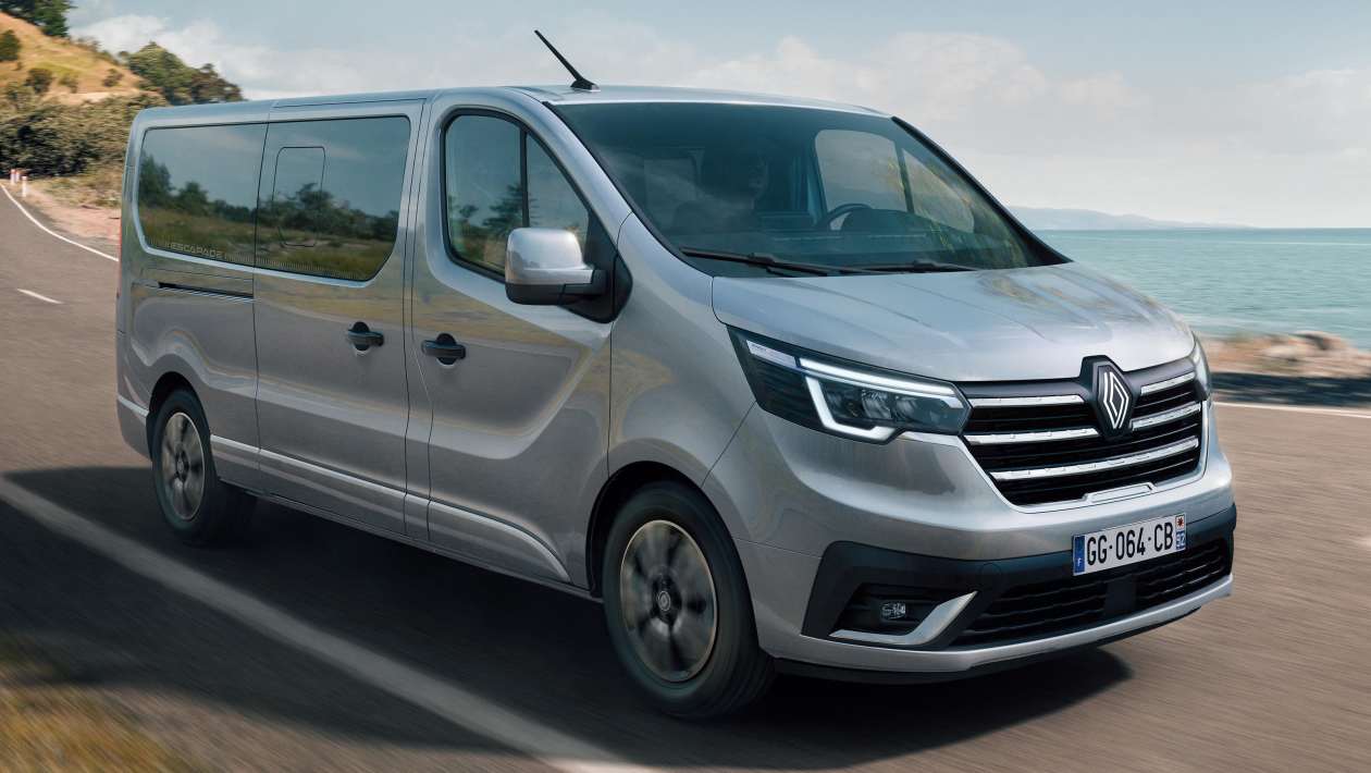 The new Renault Trafic Escapade is packed full of campervan kit, but is missing a pop up roof | Auto Express